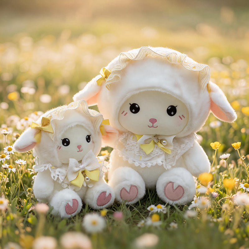 The Clumsy Sheep: Three Meals a Day with You, Through Spring, Summer, Fall, and Winter