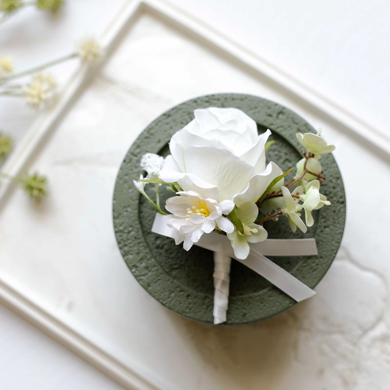 White Rose Corsage, Artificial Flower Corsage, Wedding Ceremony, Anniversary Ball, Formal Dinner Corsage