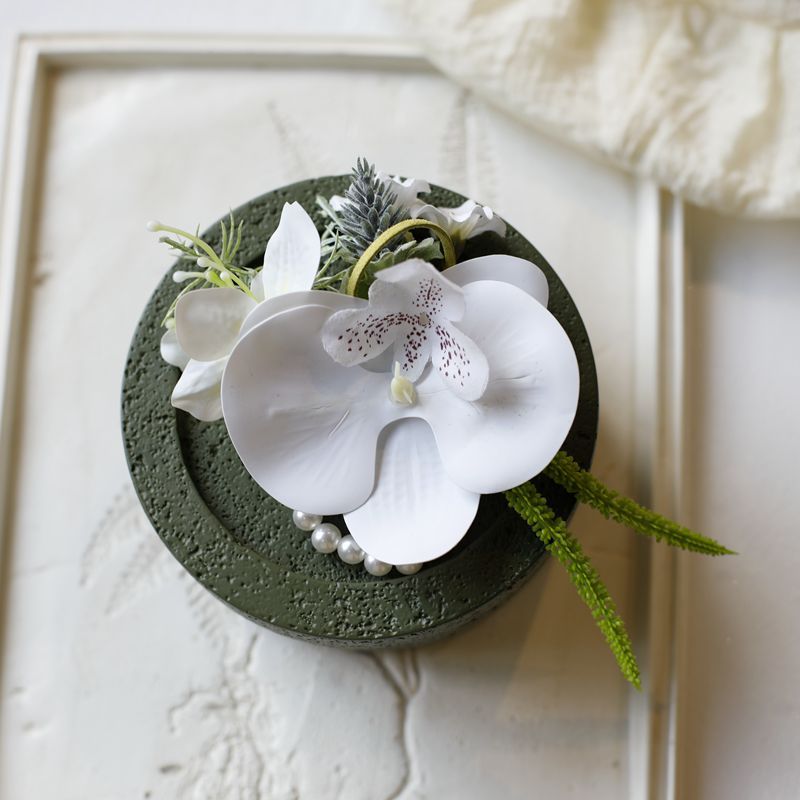 White Rose Corsage, Artificial Flower Corsage, Wedding Ceremony, Anniversary Ball, Formal Dinner Corsage
