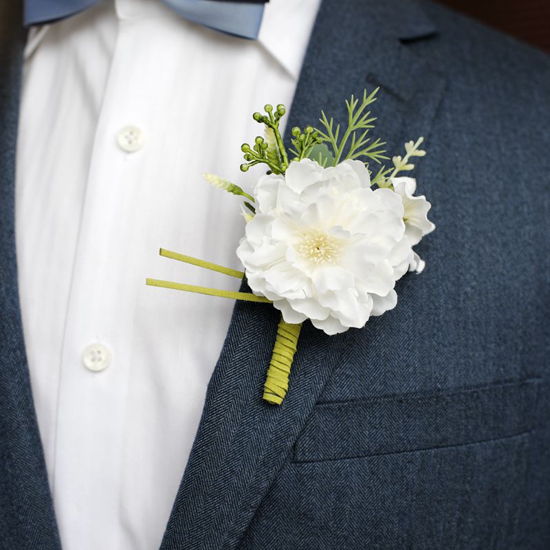 White Rose Corsage, Artificial Flower Corsage, Wedding Ceremony, Anniversary Ball, Formal Dinner Corsage