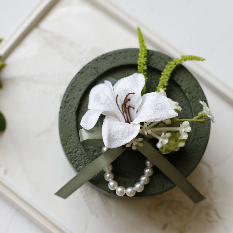 White Rose Corsage, Artificial Flower Corsage, Wedding Ceremony, Anniversary Ball, Formal Dinner Corsage
