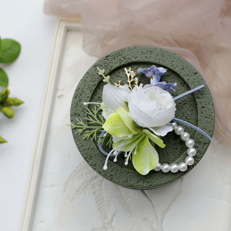 White Rose Corsage, Artificial Flower Corsage, Wedding Ceremony, Anniversary Ball, Formal Dinner Corsage