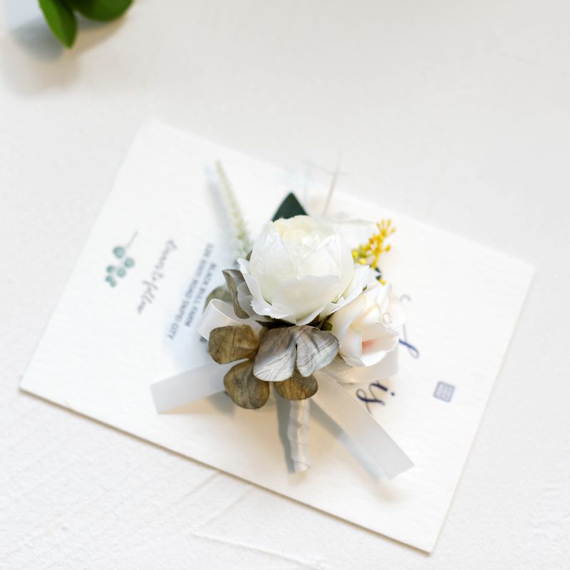 White Rose Corsage, Artificial Flower Corsage, Wedding Ceremony, Anniversary Ball, Formal Dinner Corsage